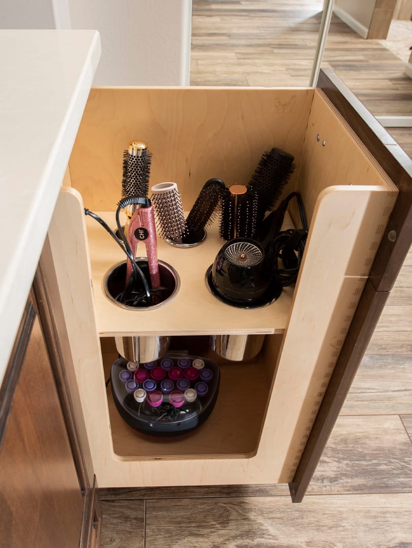Hair-tool pull-out with heat-safe holders